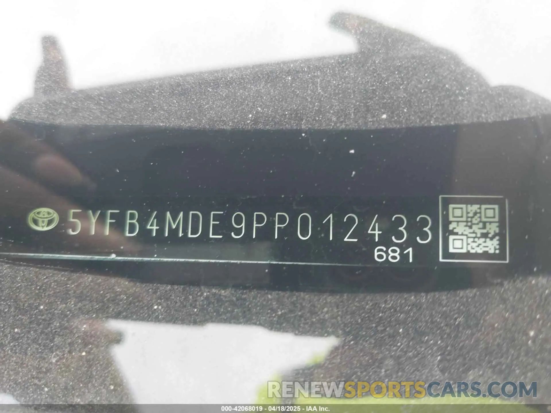 9 Photograph of a damaged car 5YFB4MDE9PP012433 TOYOTA COROLLA 2023