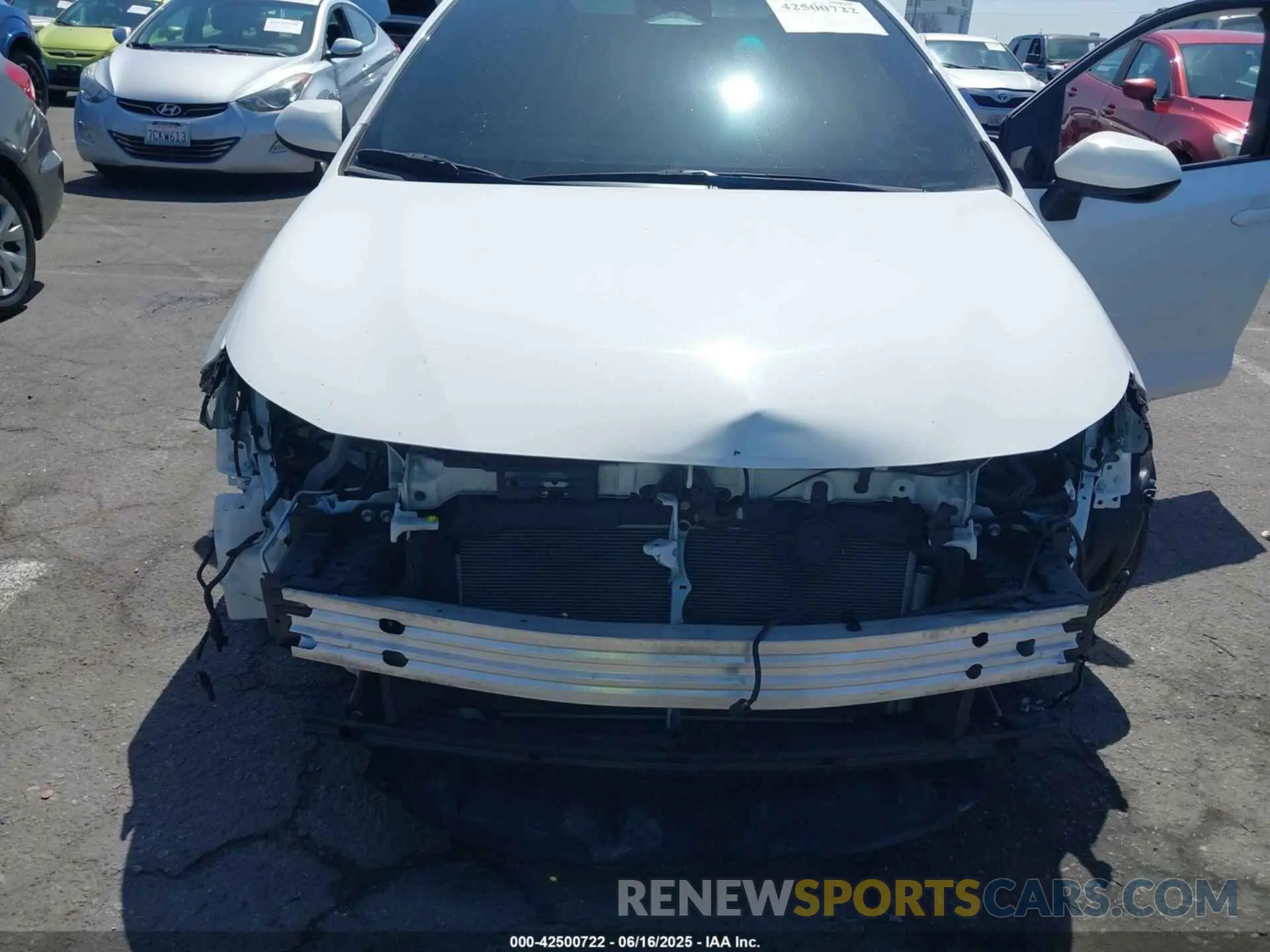 6 Photograph of a damaged car 5YFB4MDE9PP013274 TOYOTA COROLLA 2023