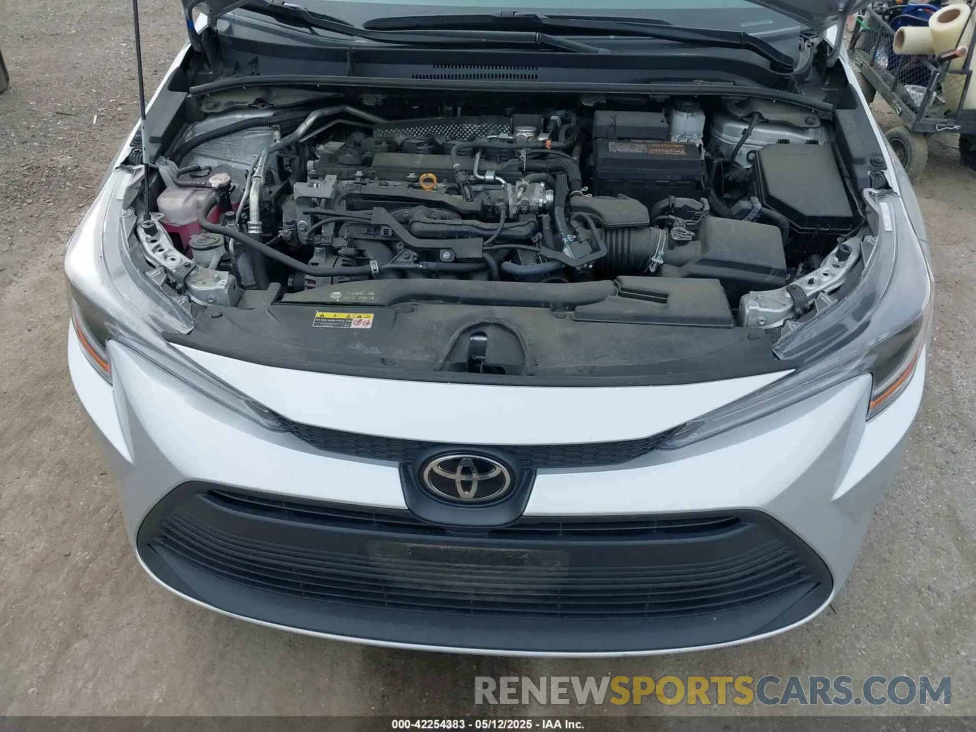 10 Photograph of a damaged car 5YFB4MDE9PP013954 TOYOTA COROLLA 2023