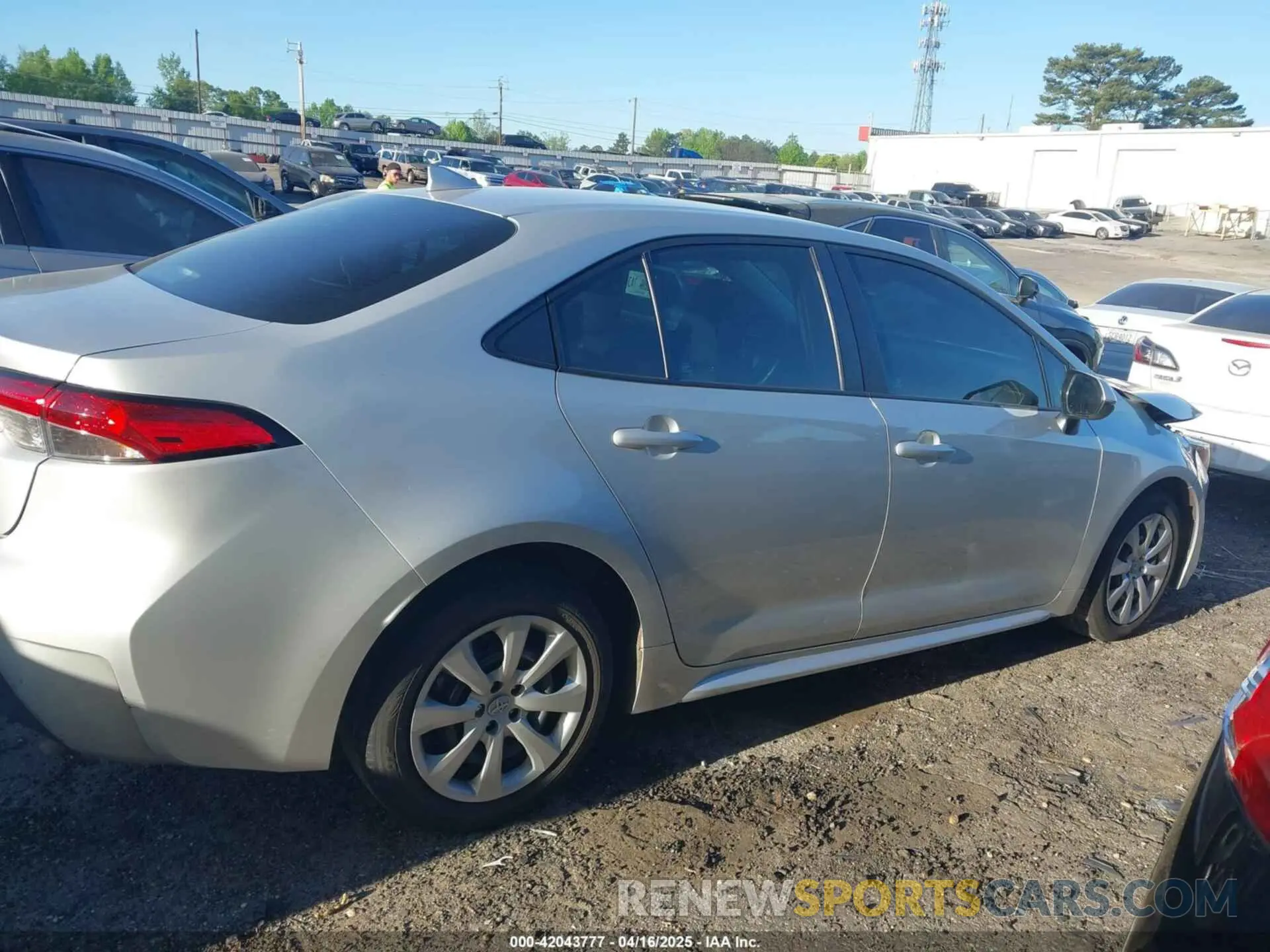 13 Photograph of a damaged car 5YFB4MDE9PP019270 TOYOTA COROLLA 2023