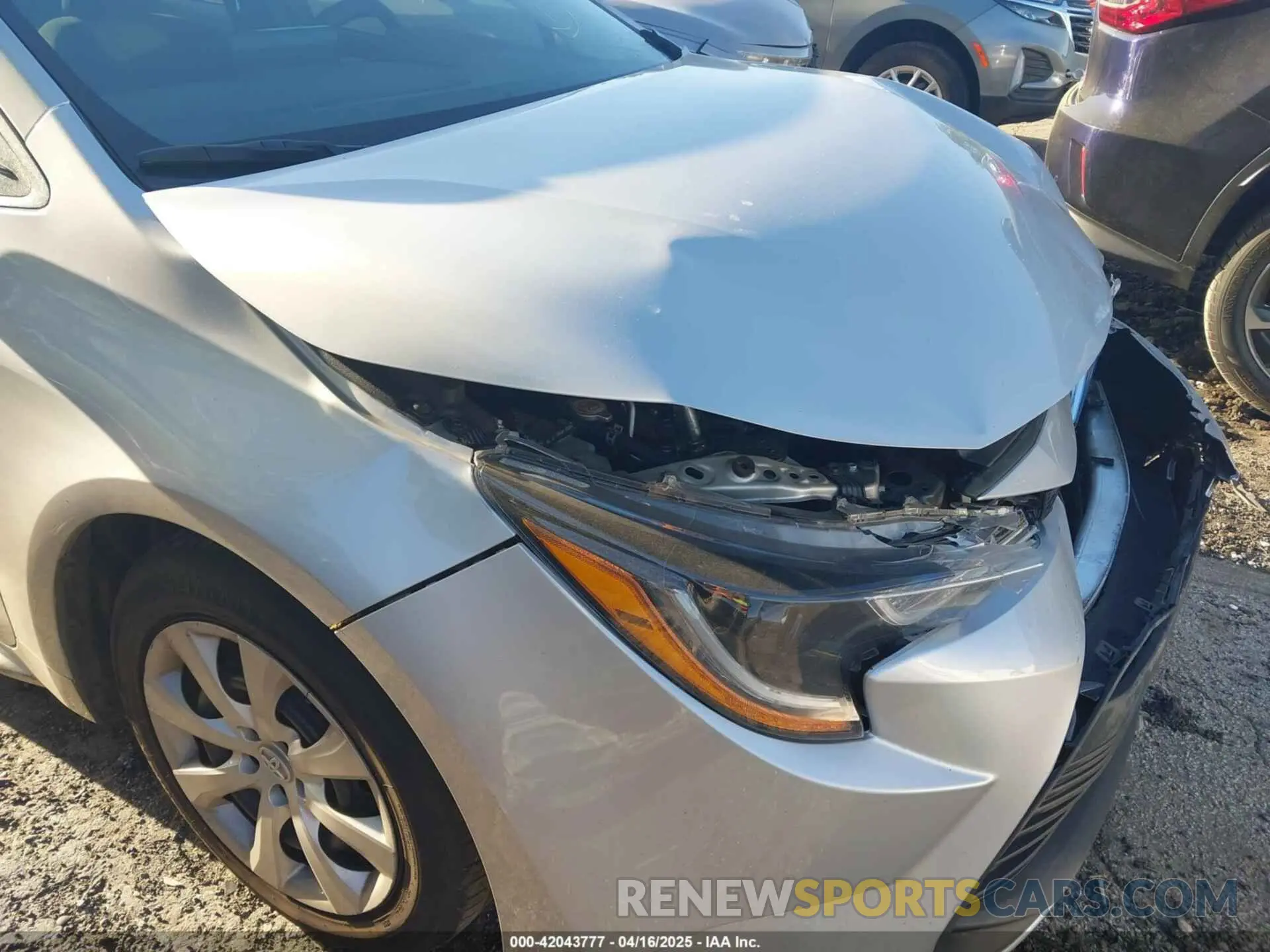 17 Photograph of a damaged car 5YFB4MDE9PP019270 TOYOTA COROLLA 2023