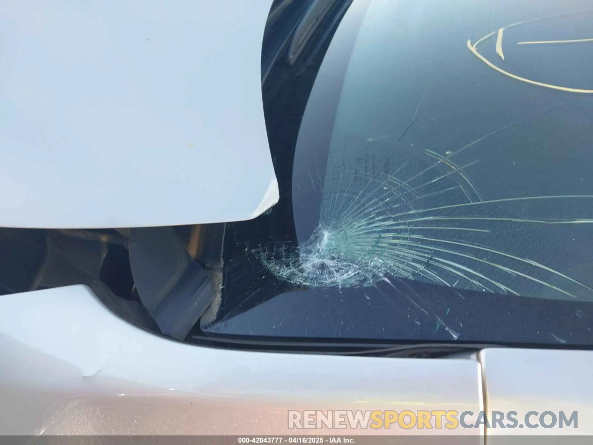 19 Photograph of a damaged car 5YFB4MDE9PP019270 TOYOTA COROLLA 2023