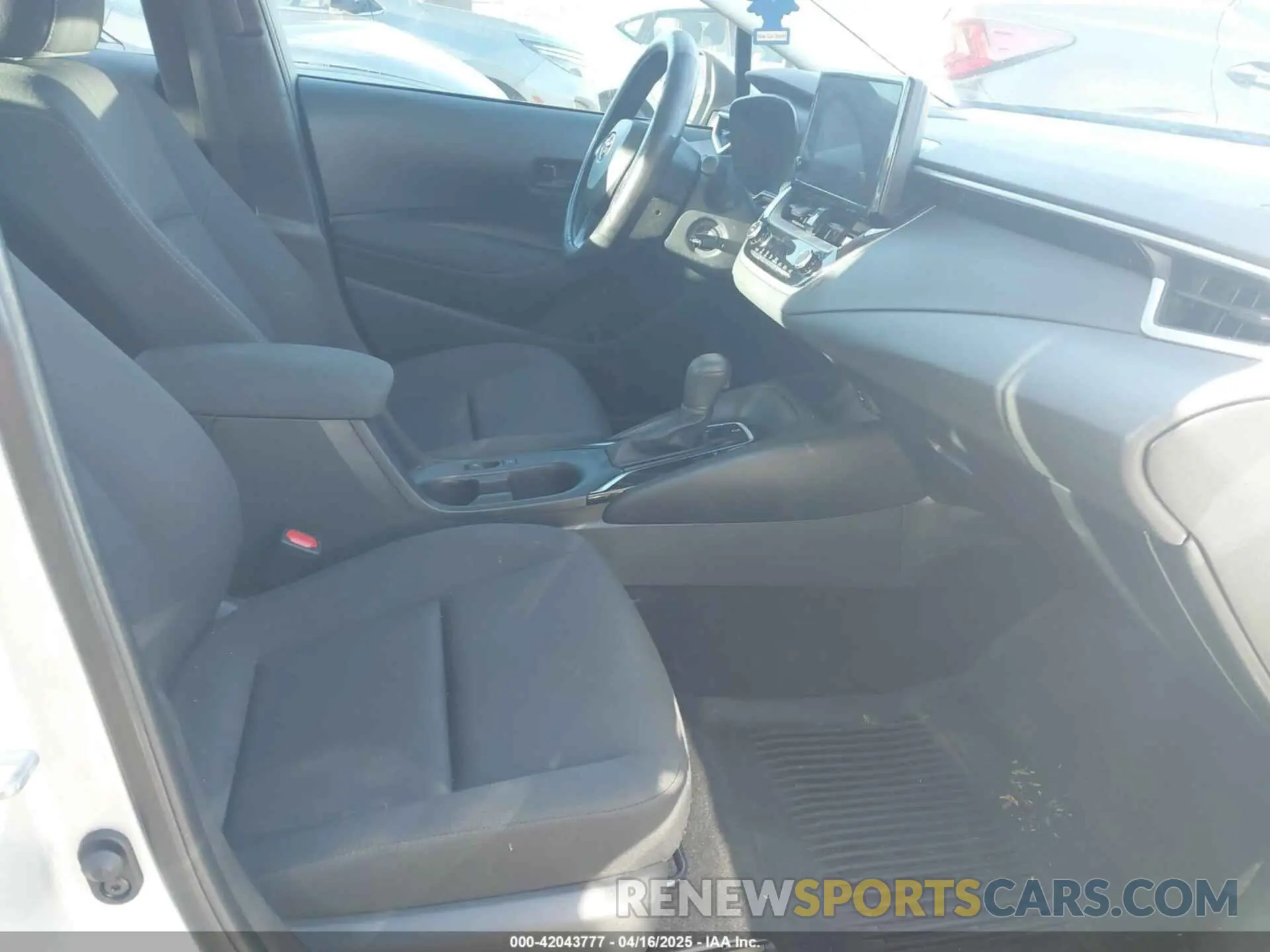 5 Photograph of a damaged car 5YFB4MDE9PP019270 TOYOTA COROLLA 2023