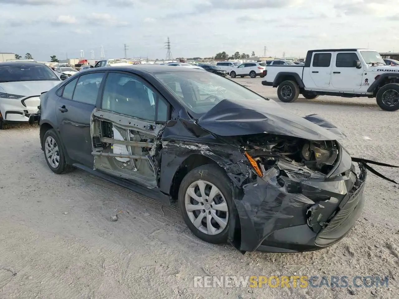 4 Photograph of a damaged car 5YFB4MDE9PP030933 TOYOTA COROLLA 2023