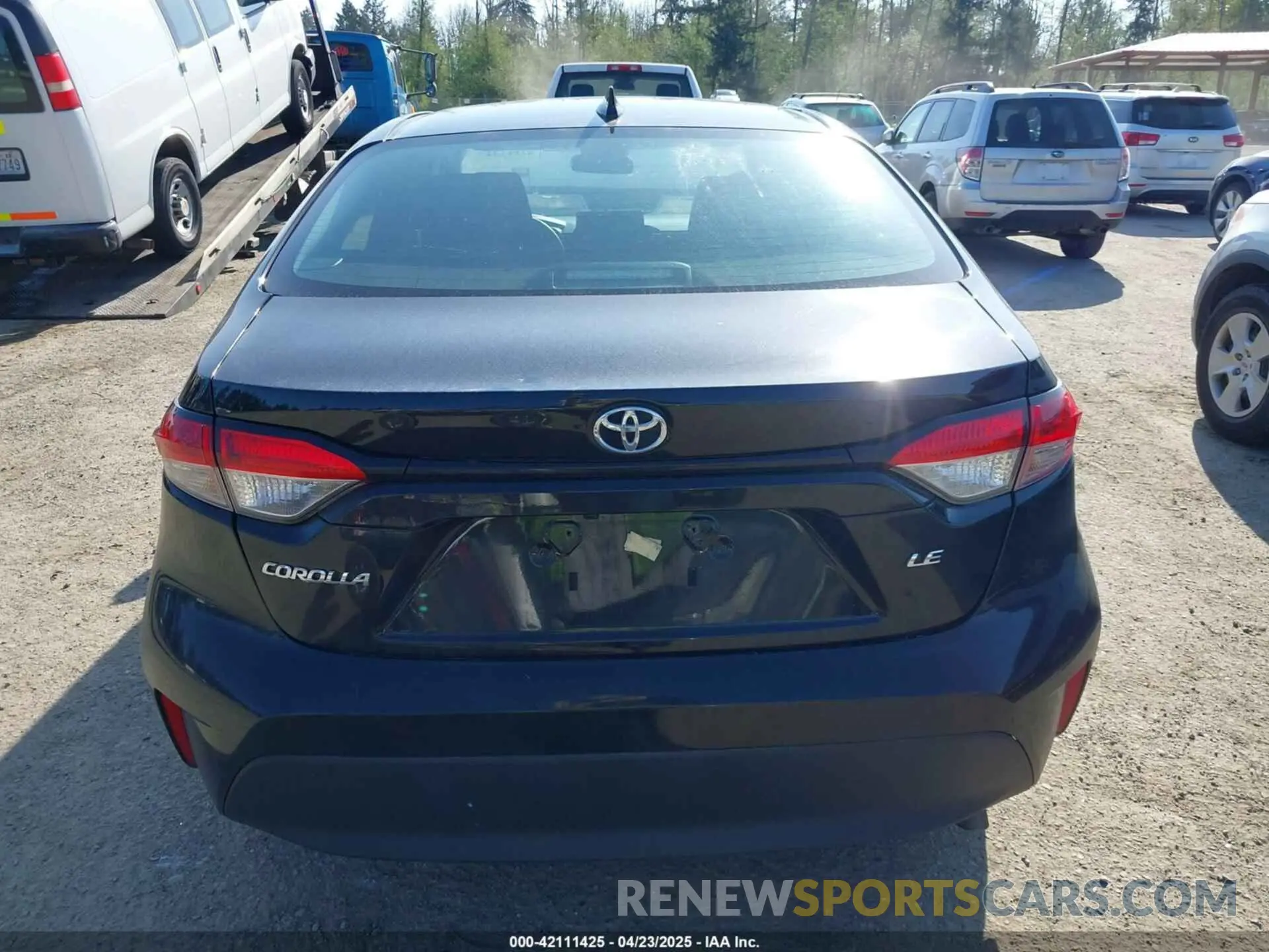 16 Photograph of a damaged car 5YFB4MDE9PP032701 TOYOTA COROLLA 2023