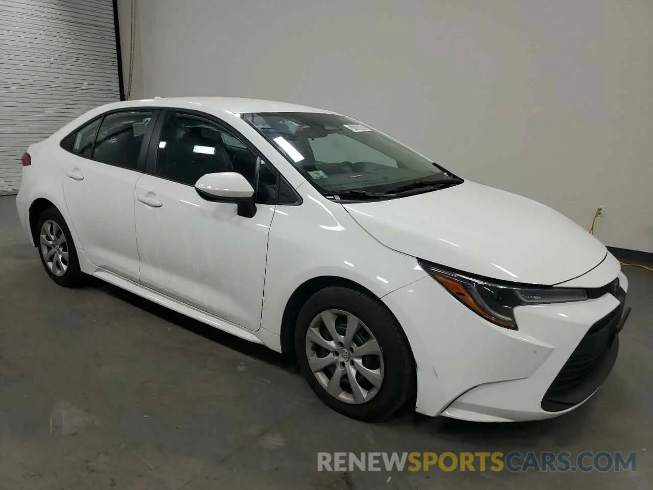 4 Photograph of a damaged car 5YFB4MDE9PP045982 TOYOTA COROLLA 2023