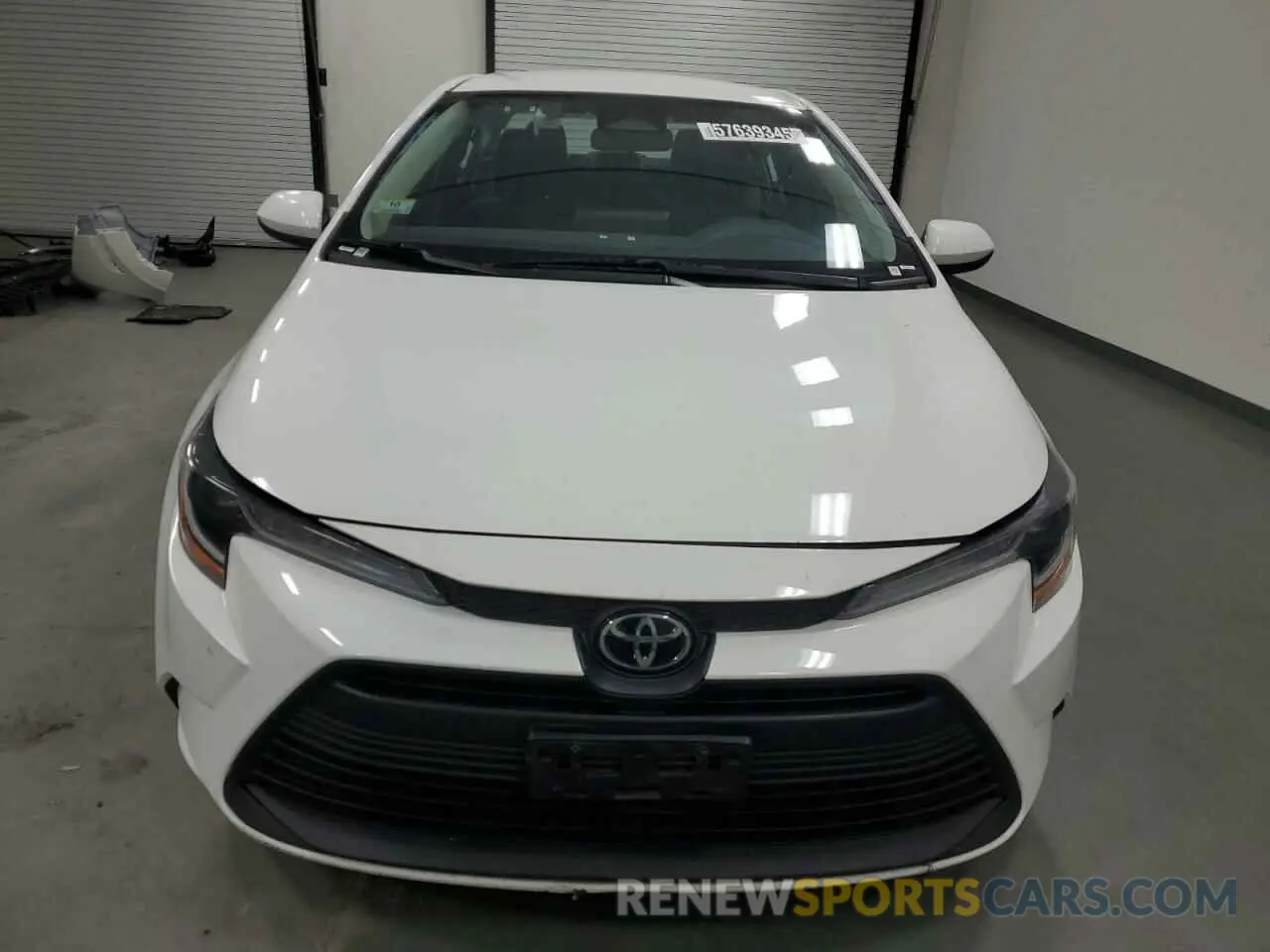 5 Photograph of a damaged car 5YFB4MDE9PP045982 TOYOTA COROLLA 2023