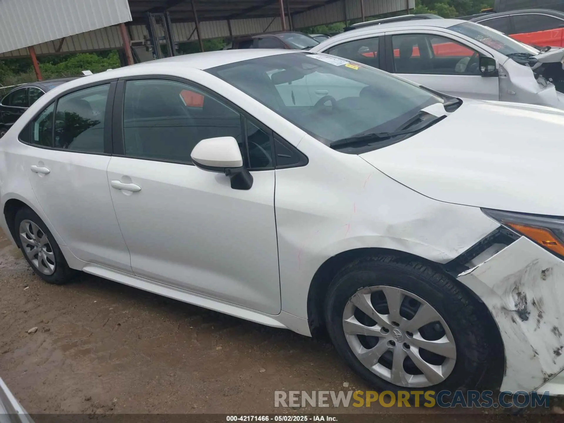13 Photograph of a damaged car 5YFB4MDE9PP063267 TOYOTA COROLLA 2023