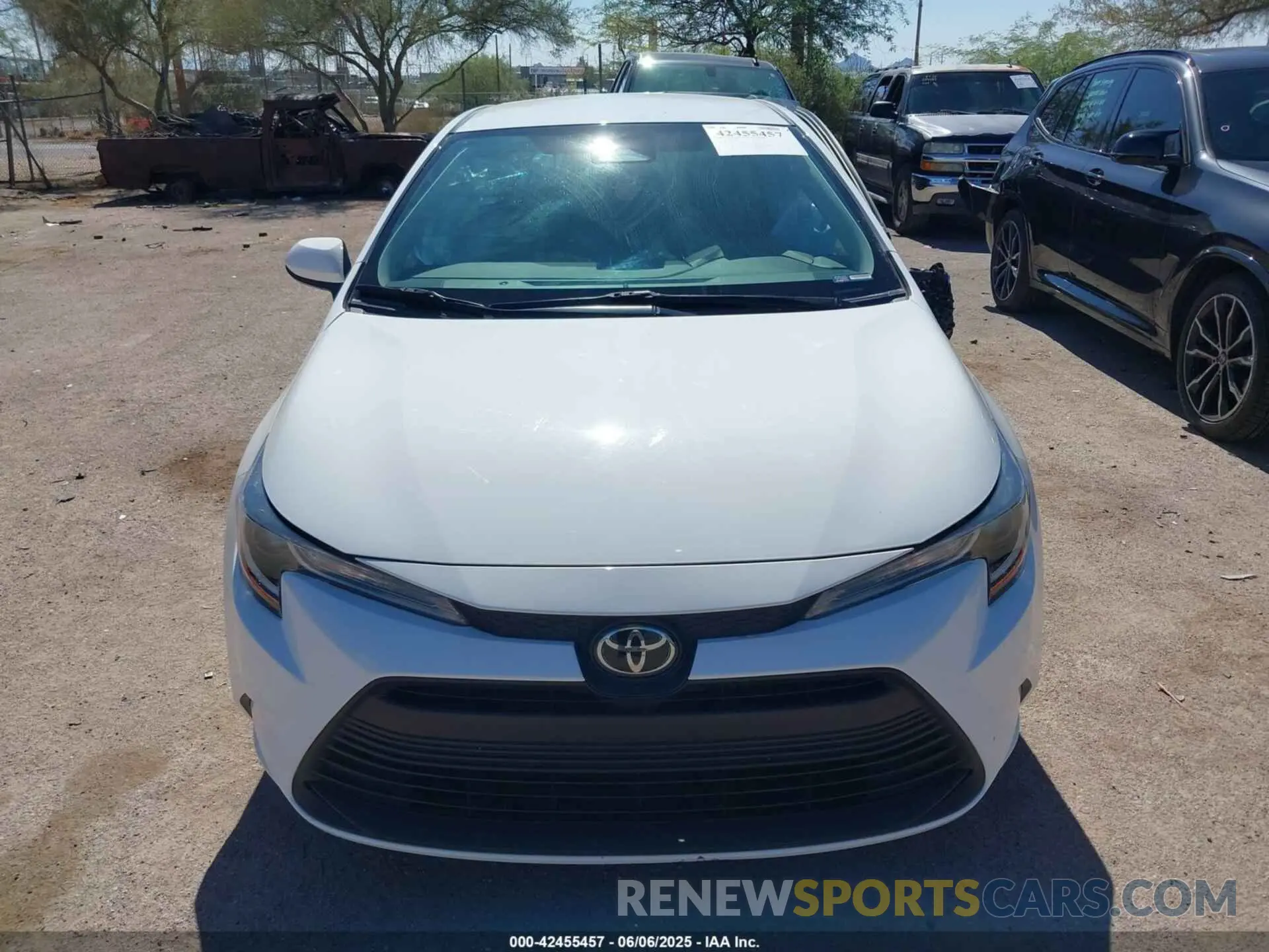 11 Photograph of a damaged car 5YFB4MDEXPP002879 TOYOTA COROLLA 2023