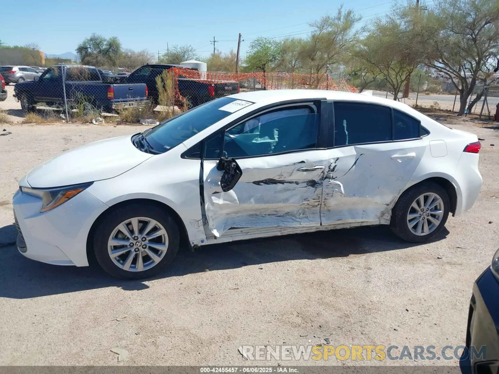 13 Photograph of a damaged car 5YFB4MDEXPP002879 TOYOTA COROLLA 2023
