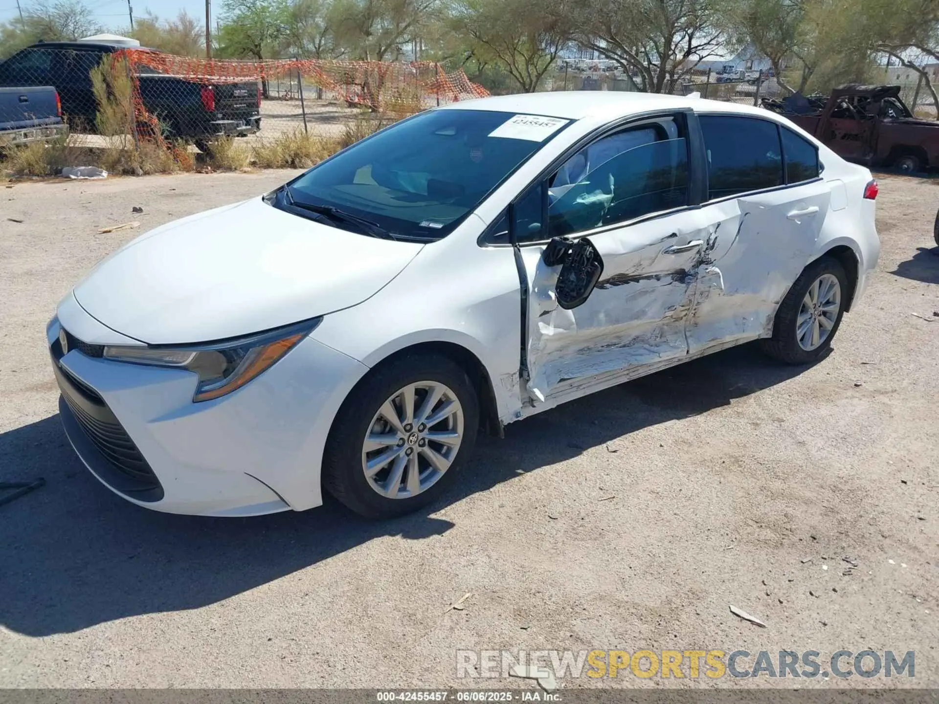 2 Photograph of a damaged car 5YFB4MDEXPP002879 TOYOTA COROLLA 2023