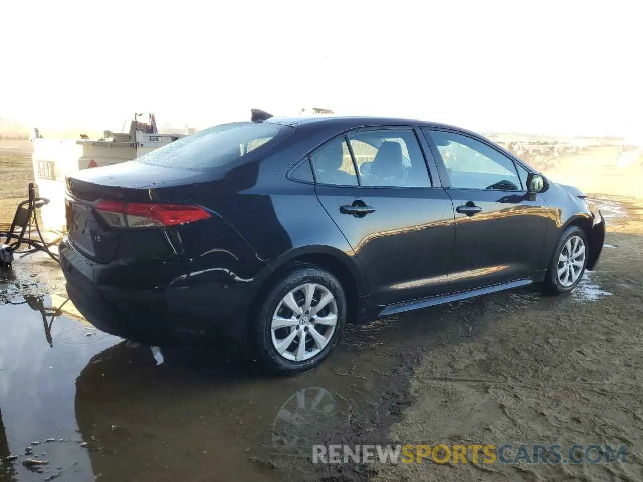 3 Photograph of a damaged car 5YFB4MDEXPP004017 TOYOTA COROLLA 2023
