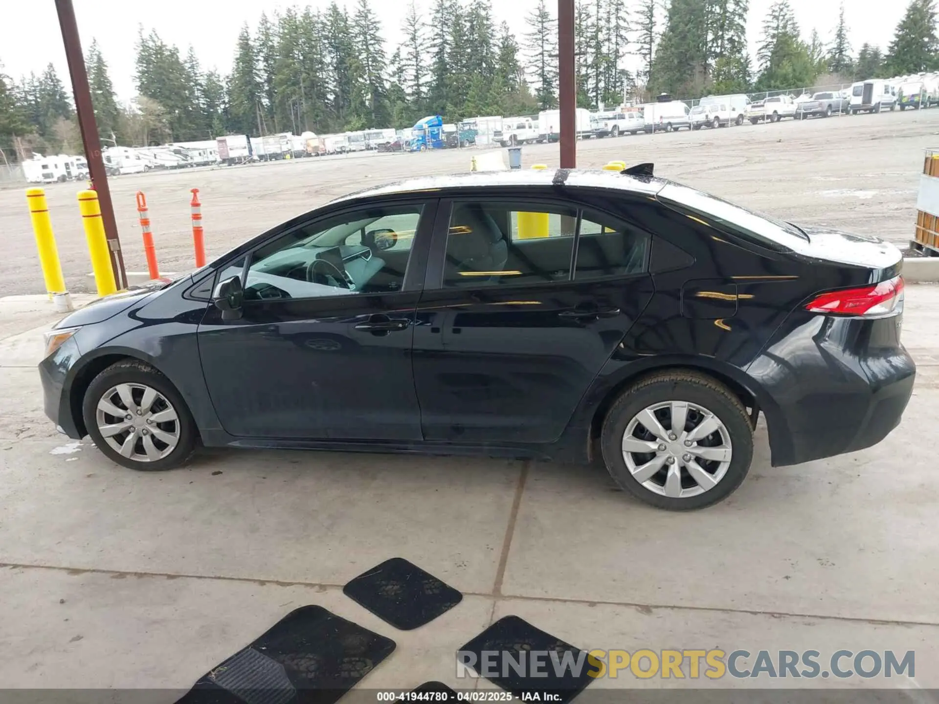 15 Photograph of a damaged car 5YFB4MDEXPP022260 TOYOTA COROLLA 2023