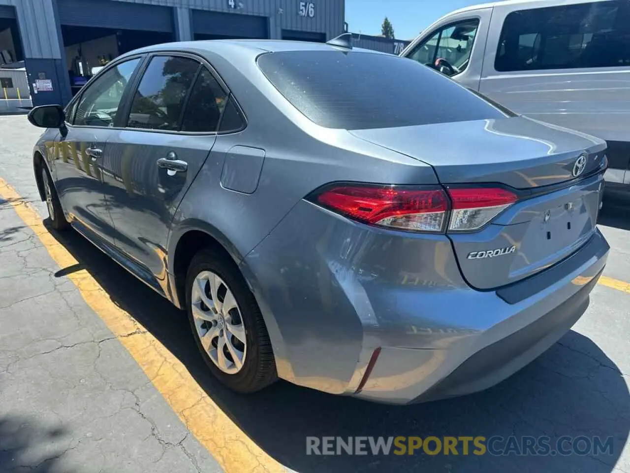 14 Photograph of a damaged car 5YFB4MDEXPP025532 TOYOTA COROLLA 2023