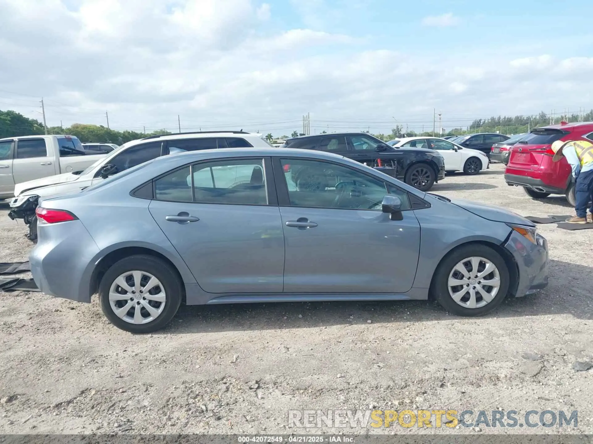 14 Photograph of a damaged car 5YFB4MDEXPP027815 TOYOTA COROLLA 2023