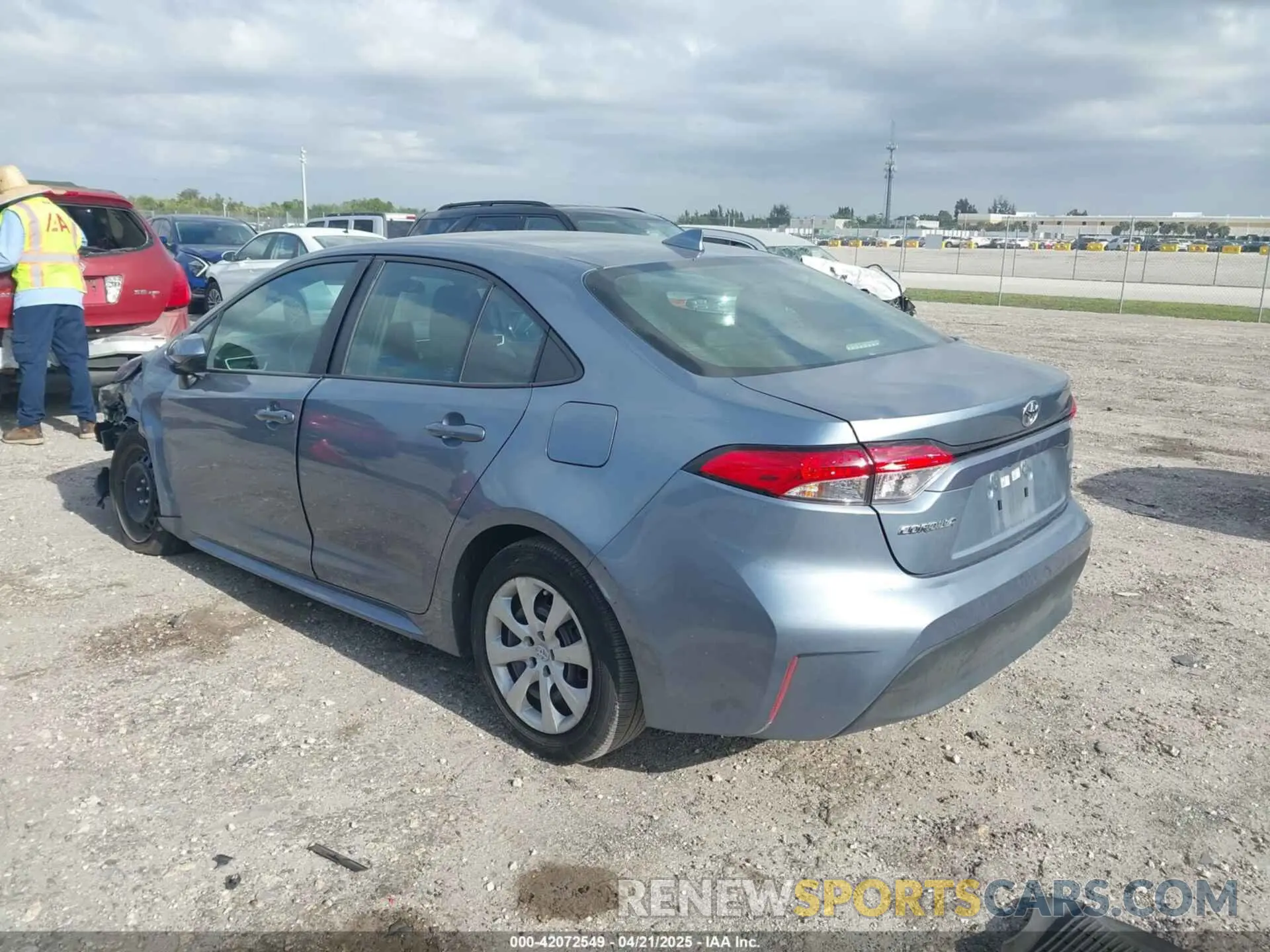 3 Photograph of a damaged car 5YFB4MDEXPP027815 TOYOTA COROLLA 2023