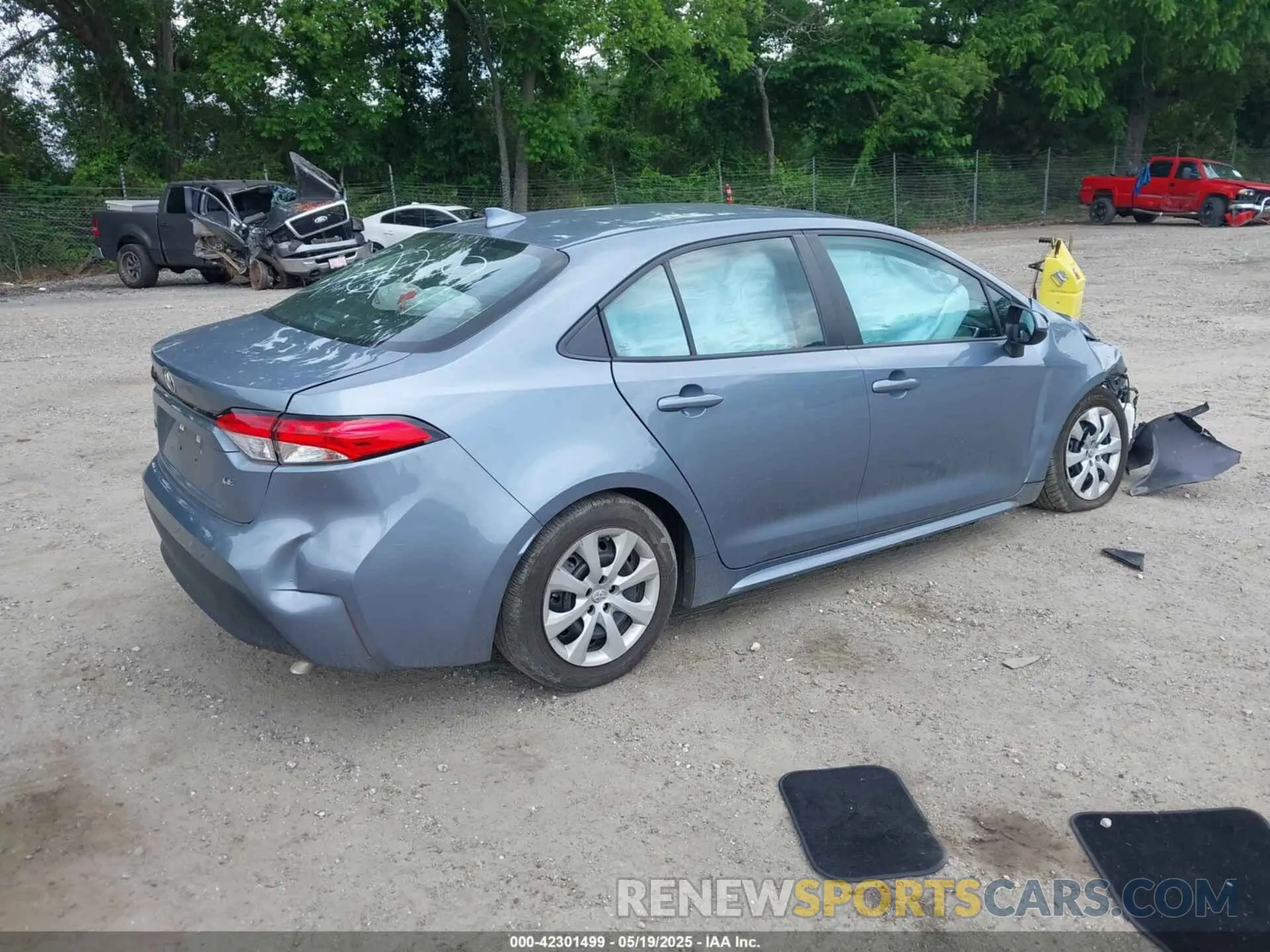 4 Photograph of a damaged car 5YFB4MDEXPP029757 TOYOTA COROLLA 2023