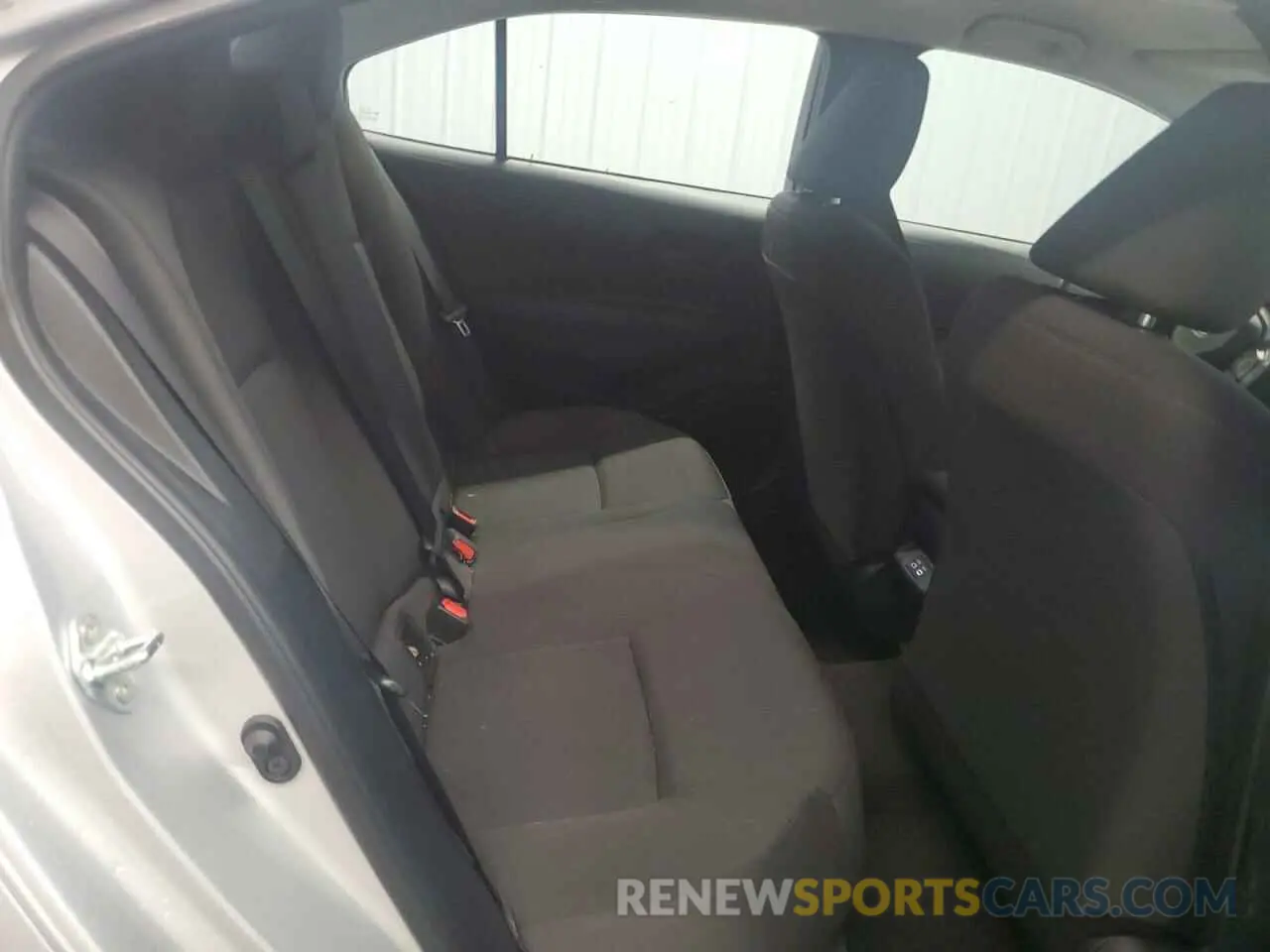 10 Photograph of a damaged car 5YFB4MDEXPP033968 TOYOTA COROLLA 2023