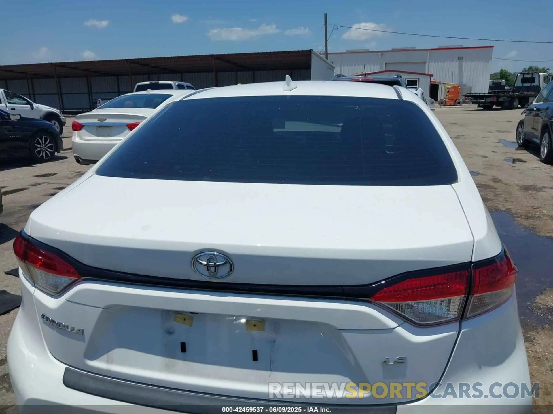 16 Photograph of a damaged car 5YFB4MDEXPP040354 TOYOTA COROLLA 2023
