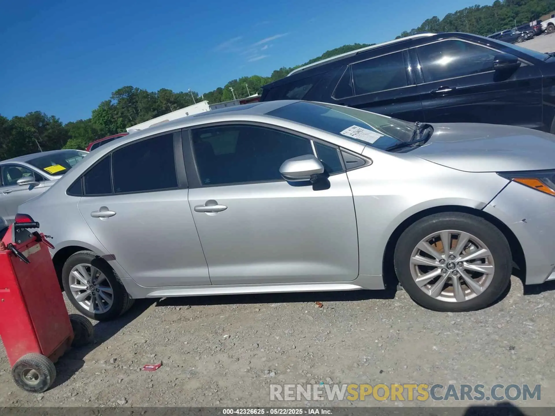13 Photograph of a damaged car 5YFB4MDEXPP045991 TOYOTA COROLLA 2023