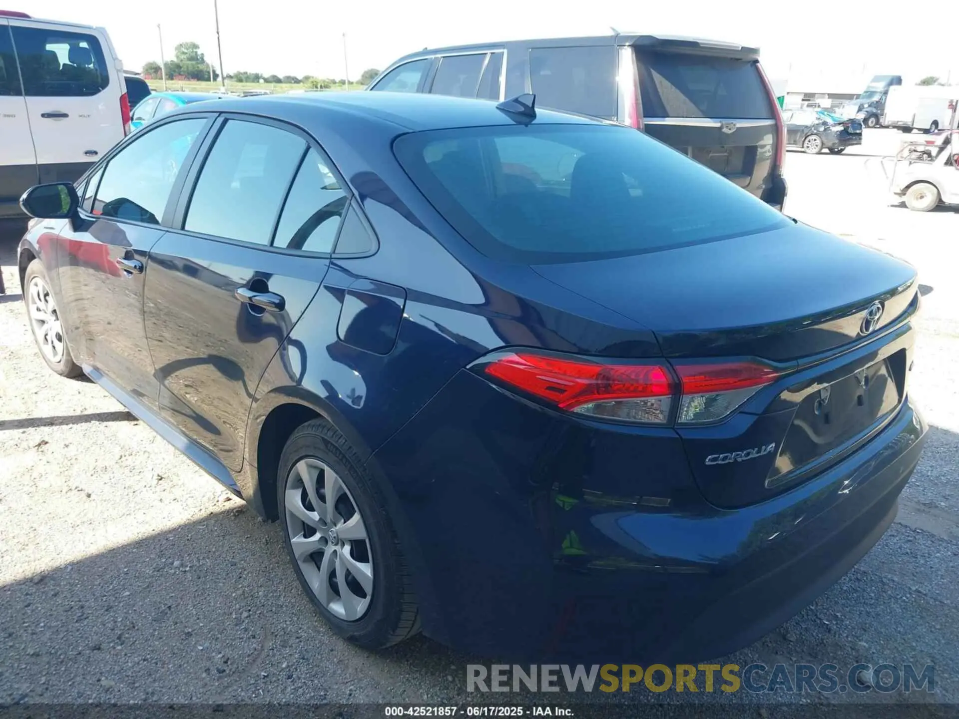 3 Photograph of a damaged car 5YFB4MDEXPP047899 TOYOTA COROLLA 2023