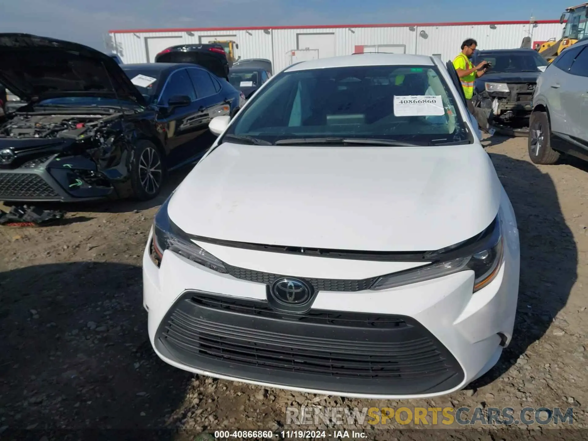 12 Photograph of a damaged car 5YFB4MDEXPP058899 TOYOTA COROLLA 2023