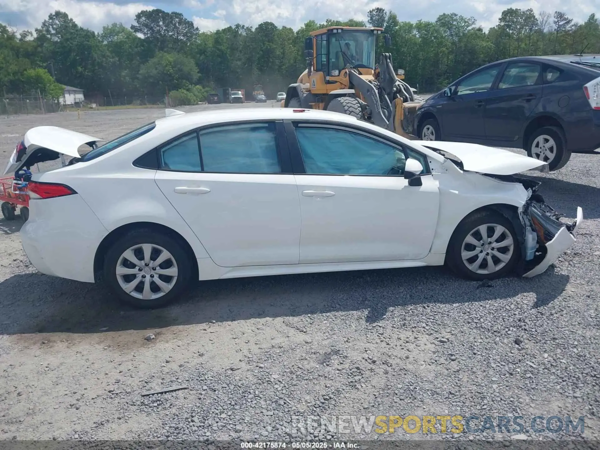 13 Photograph of a damaged car 5YFB4MDEXPP061477 TOYOTA COROLLA 2023