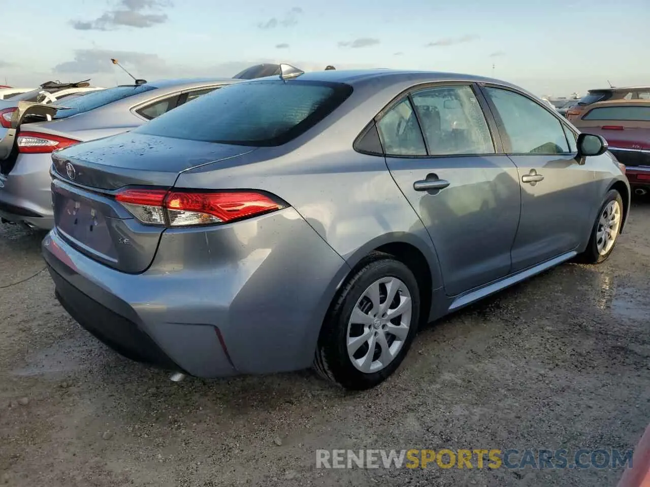 3 Photograph of a damaged car 5YFB4MDEXPP075833 TOYOTA COROLLA 2023
