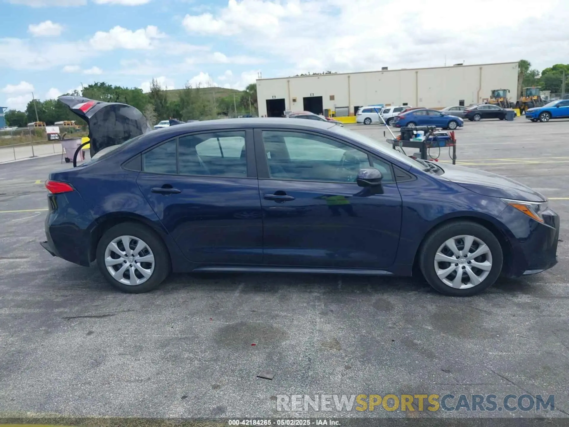 13 Photograph of a damaged car 5YFB4MDEXPP077212 TOYOTA COROLLA 2023