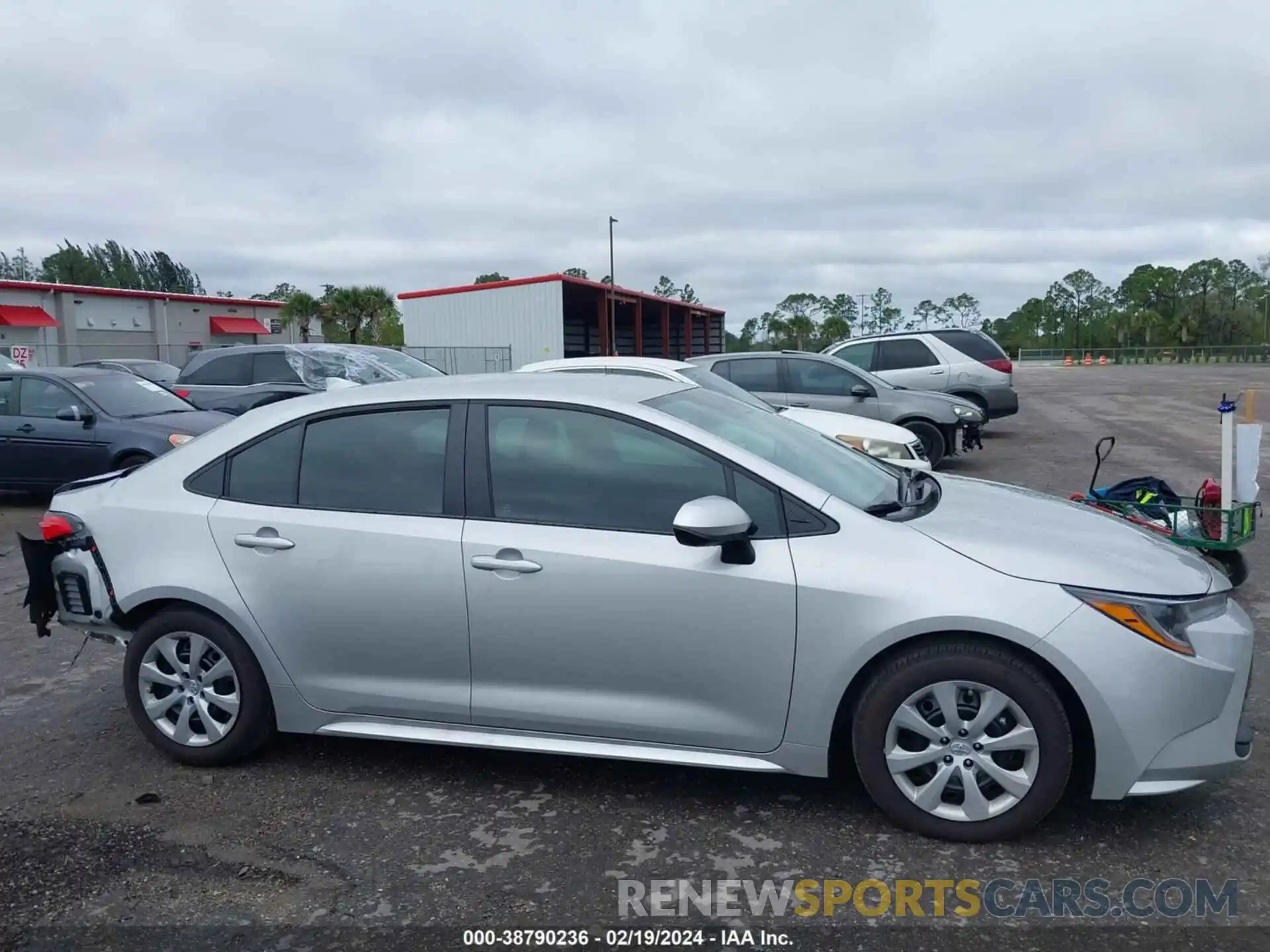 14 Photograph of a damaged car 5YFB4MDEXPP079252 TOYOTA COROLLA 2023