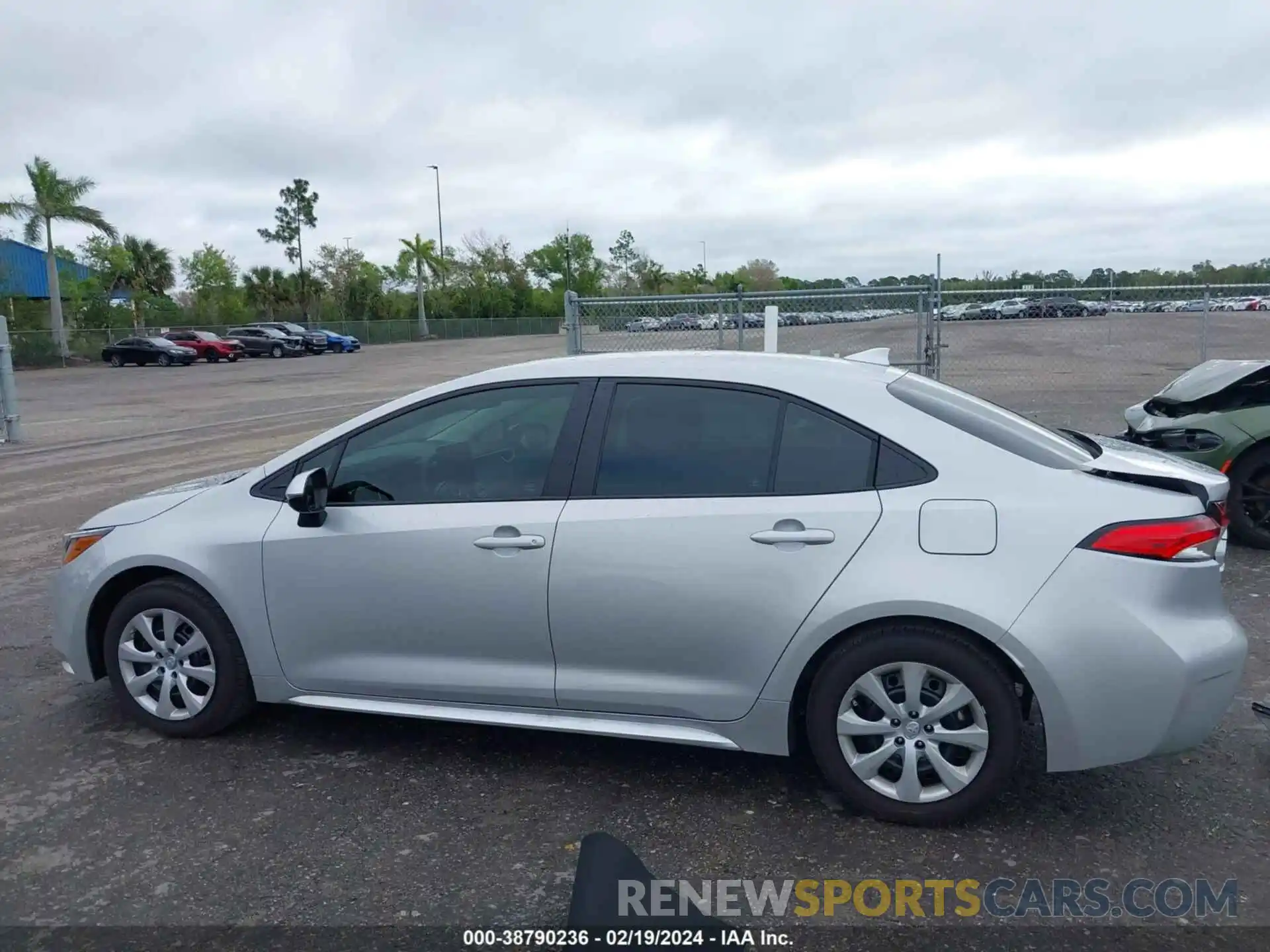 15 Photograph of a damaged car 5YFB4MDEXPP079252 TOYOTA COROLLA 2023