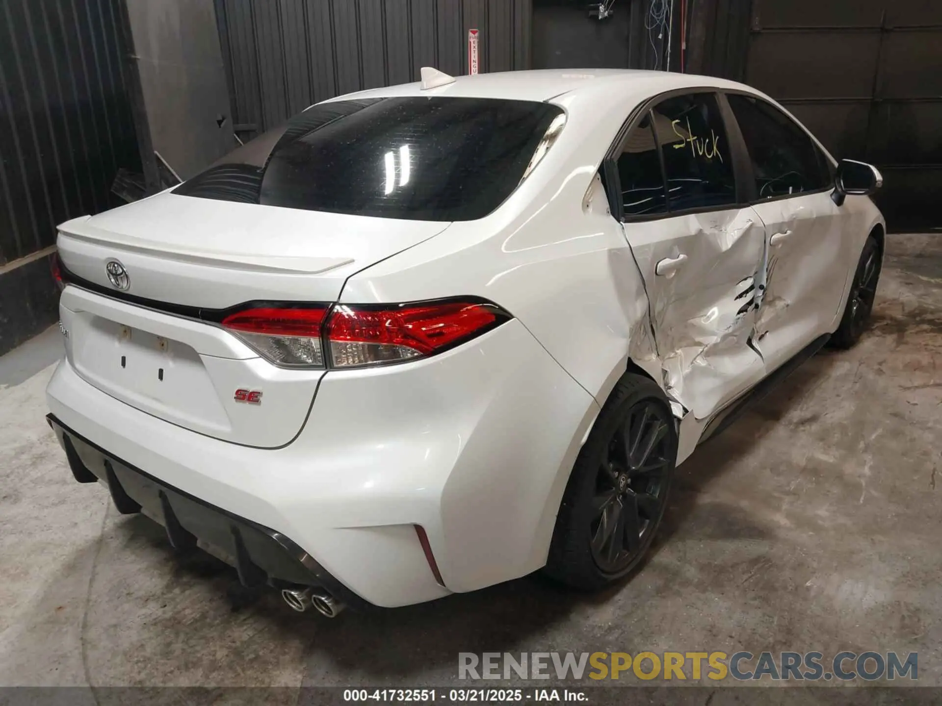 4 Photograph of a damaged car 5YFP4MCE0PP151910 TOYOTA COROLLA 2023