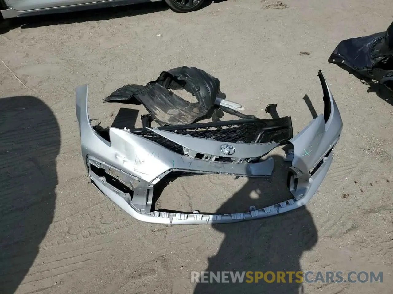 12 Photograph of a damaged car 5YFP4MCE2PP157868 TOYOTA COROLLA 2023