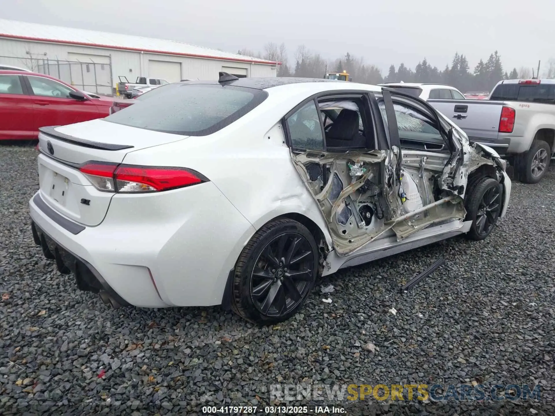 4 Photograph of a damaged car 5YFP4MCE4PP164854 TOYOTA COROLLA 2023