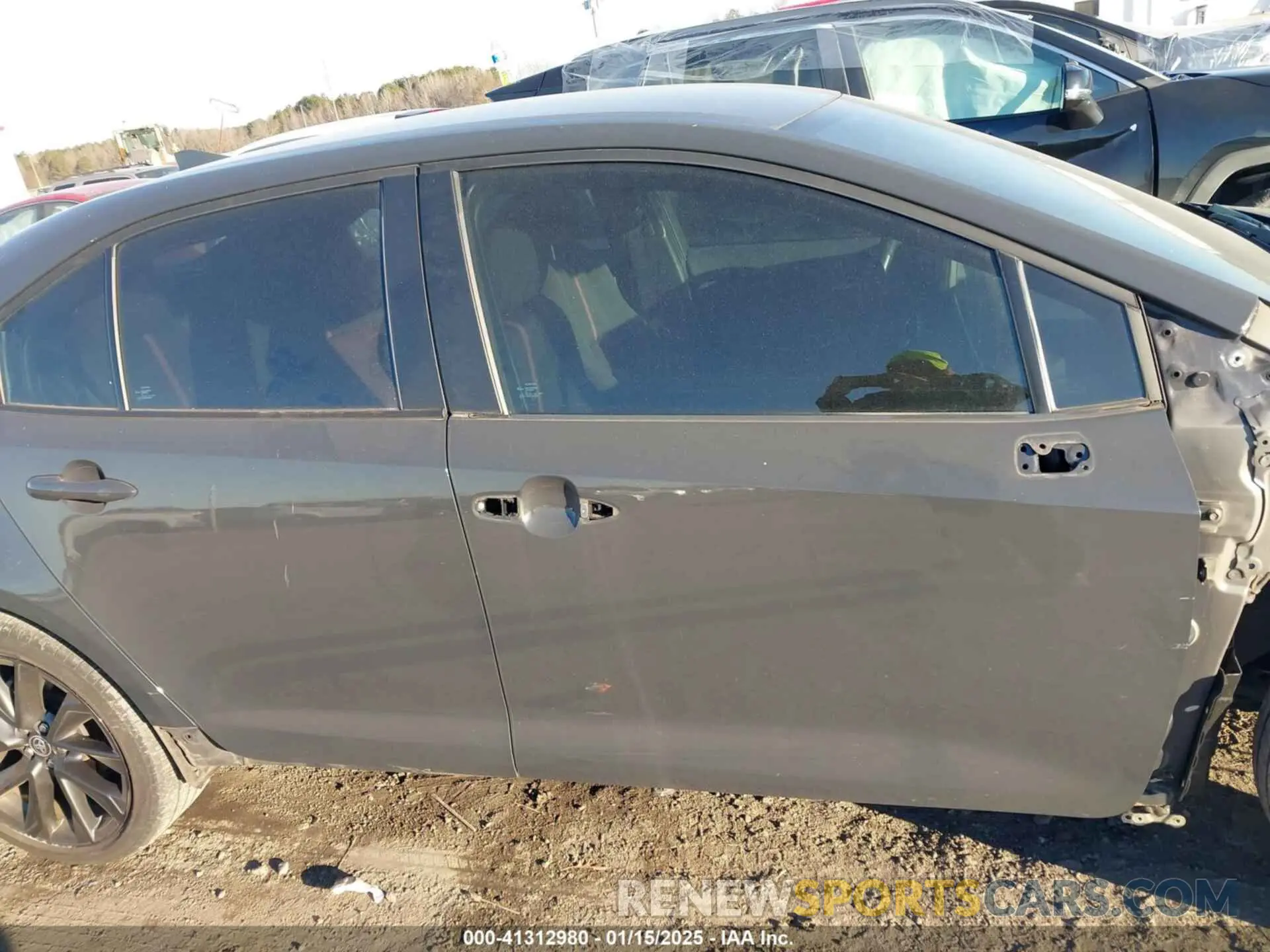 14 Photograph of a damaged car 5YFS4MCE0PP146703 TOYOTA COROLLA 2023