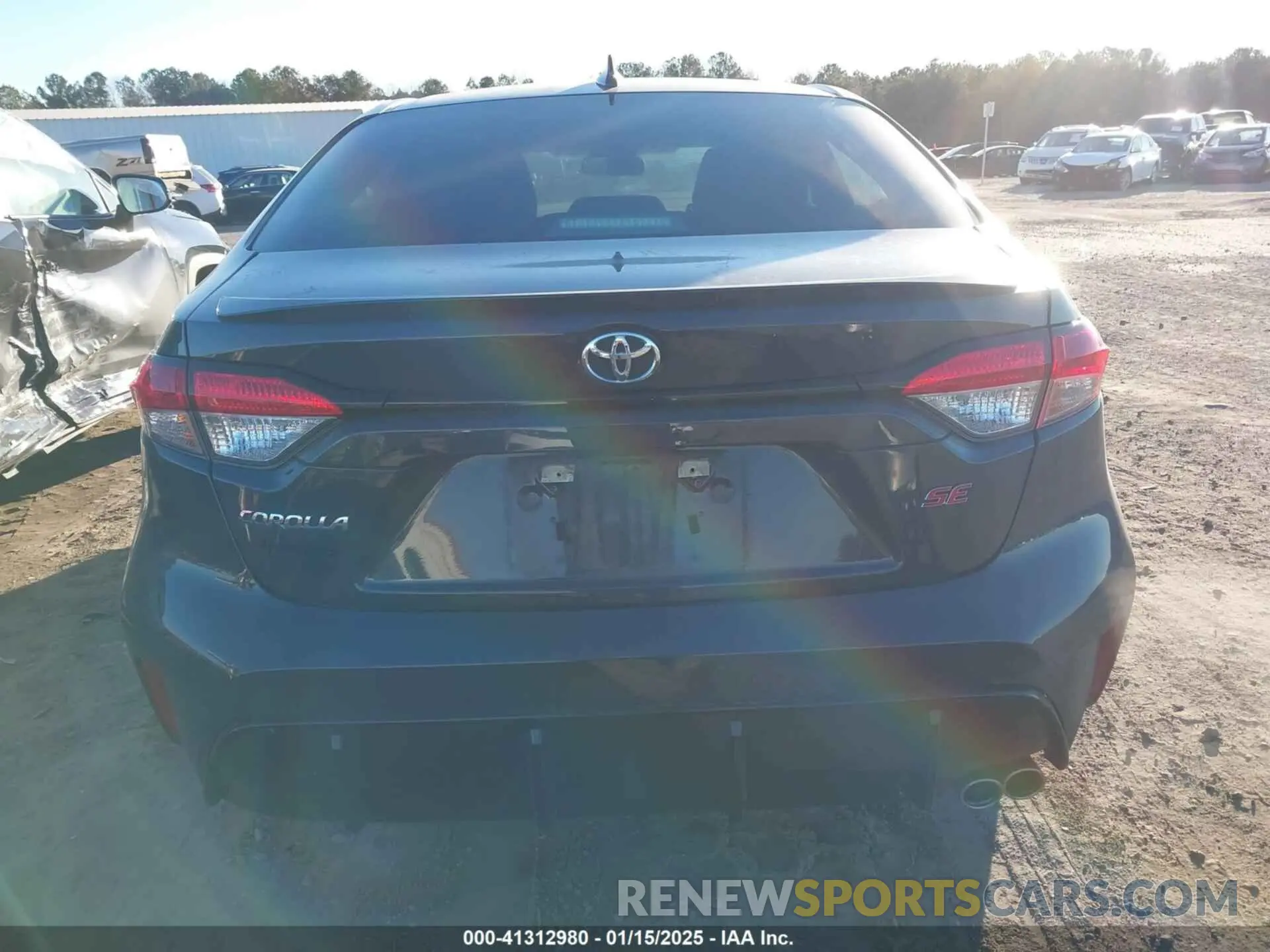 17 Photograph of a damaged car 5YFS4MCE0PP146703 TOYOTA COROLLA 2023