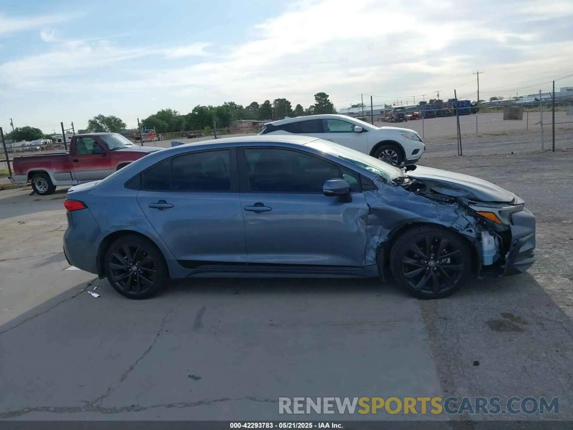13 Photograph of a damaged car 5YFS4MCE0PP147611 TOYOTA COROLLA 2023