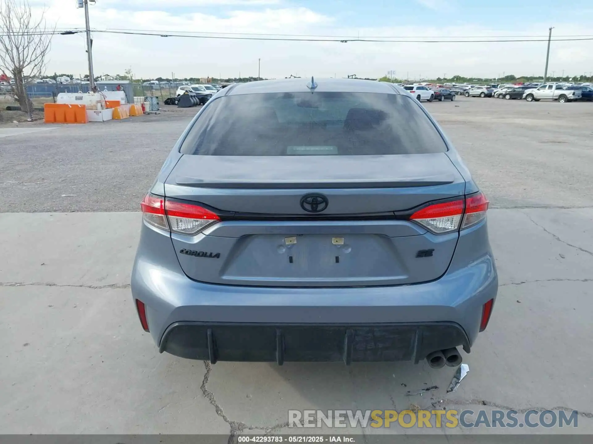 16 Photograph of a damaged car 5YFS4MCE0PP147611 TOYOTA COROLLA 2023