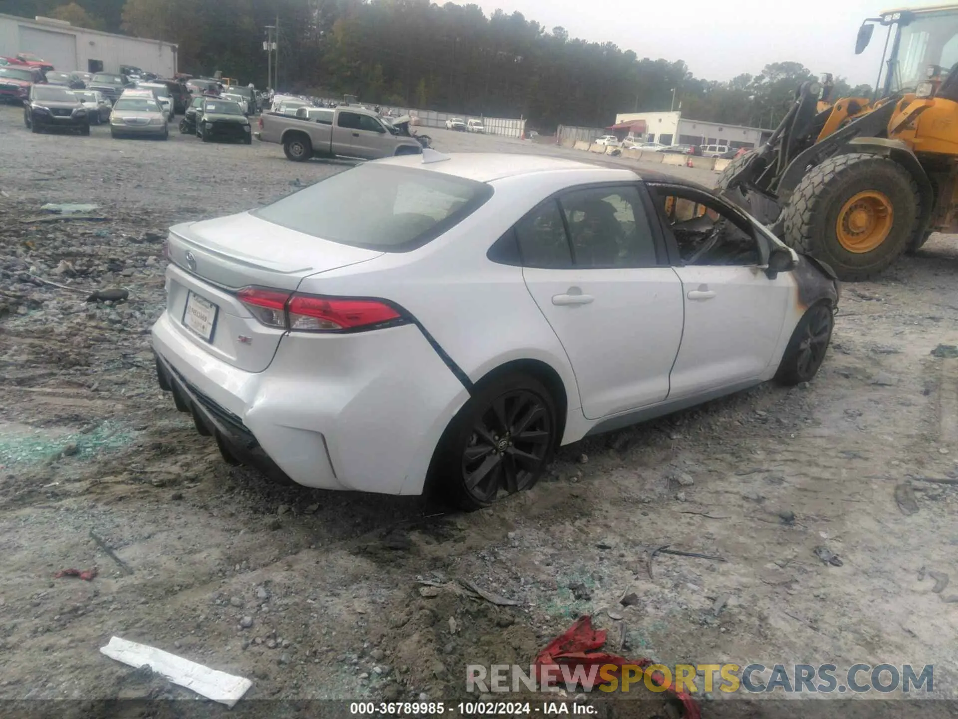 4 Photograph of a damaged car 5YFS4MCE0PP154381 TOYOTA COROLLA 2023