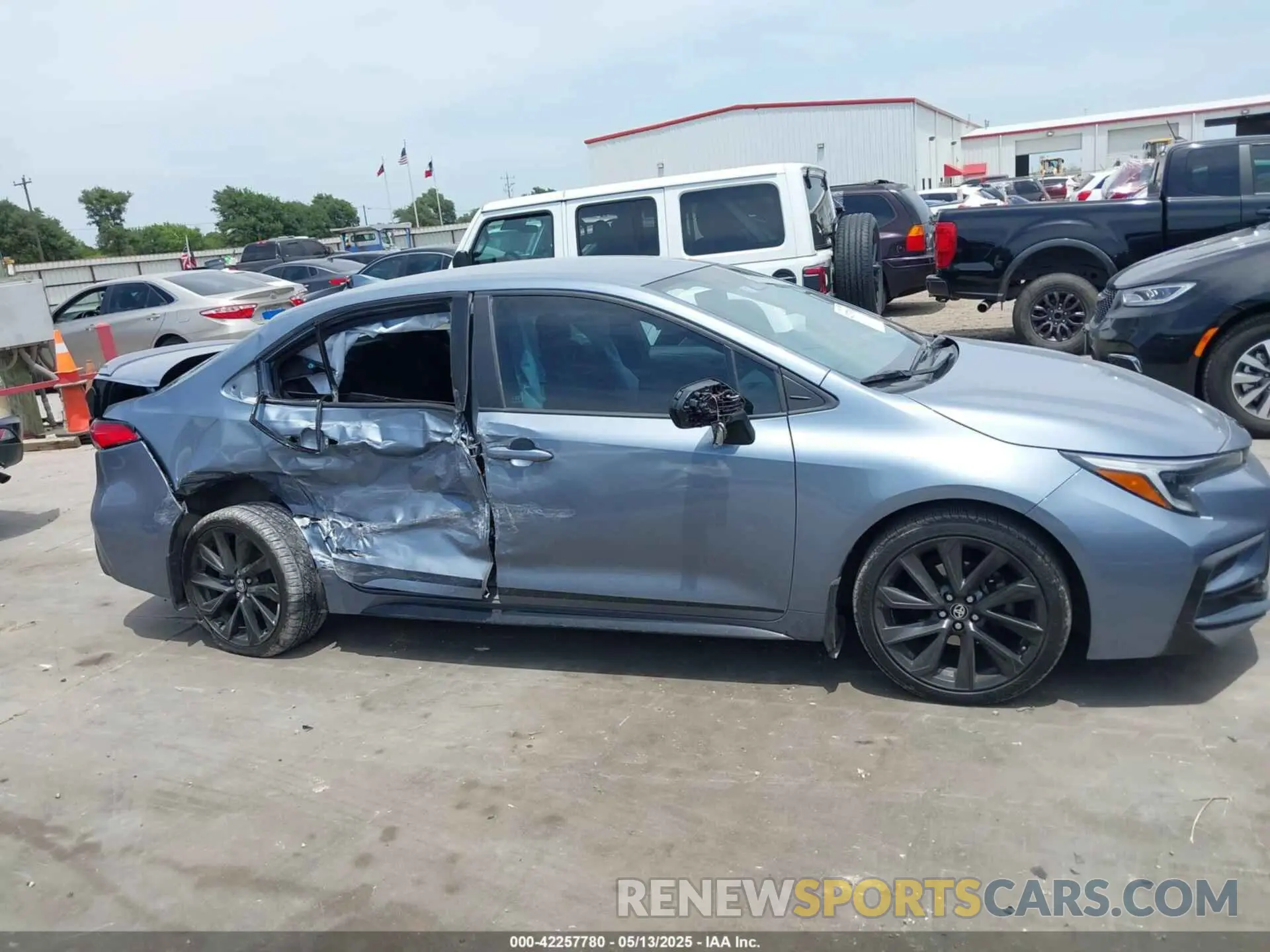 13 Photograph of a damaged car 5YFS4MCE0PP154865 TOYOTA COROLLA 2023