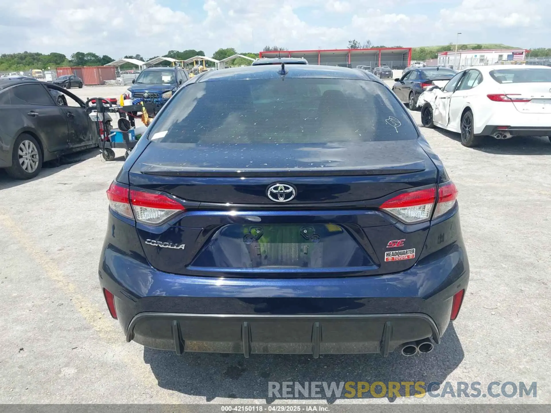 17 Photograph of a damaged car 5YFS4MCE1PP140537 TOYOTA COROLLA 2023