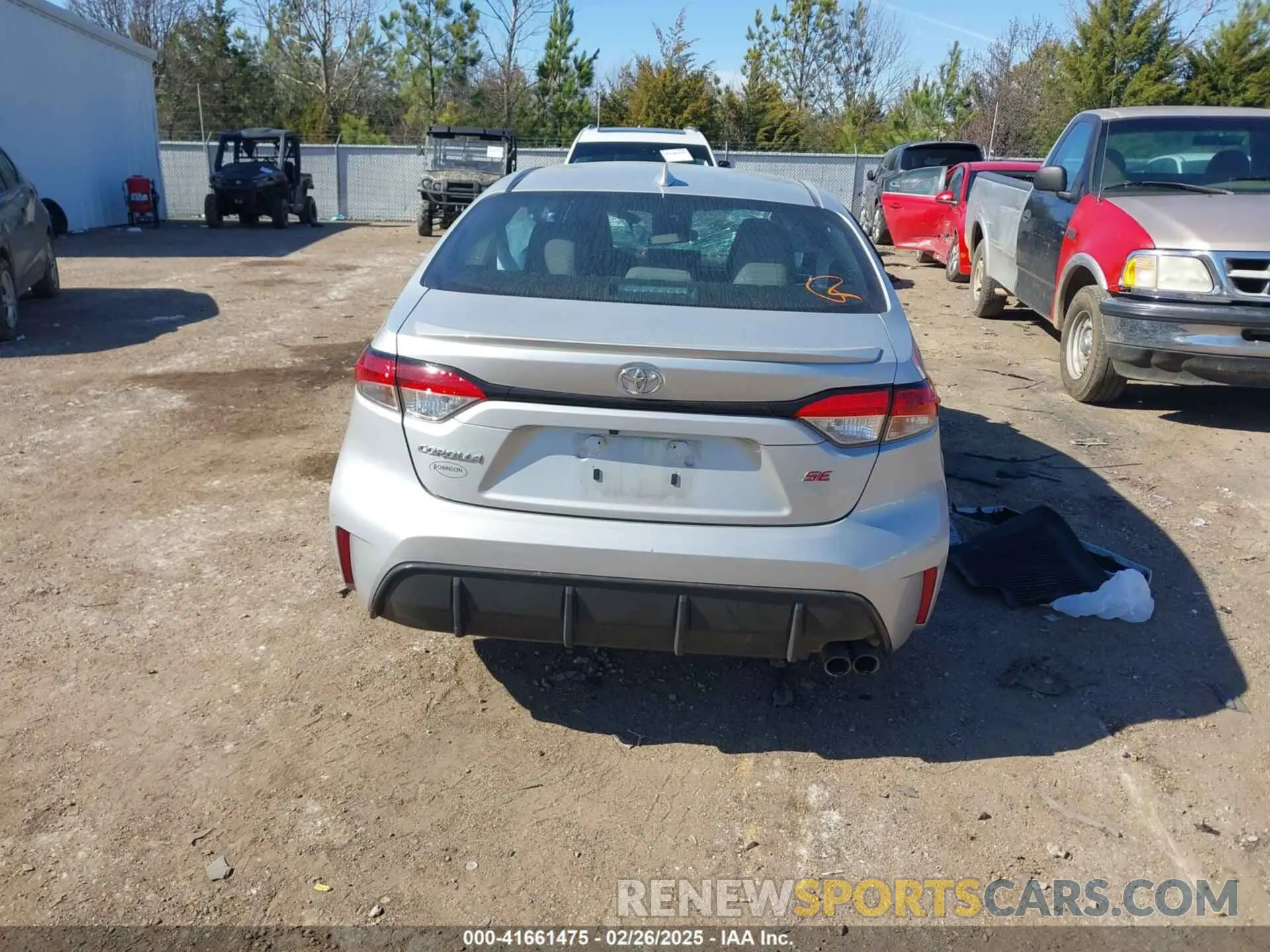 17 Photograph of a damaged car 5YFS4MCE1PP143387 TOYOTA COROLLA 2023