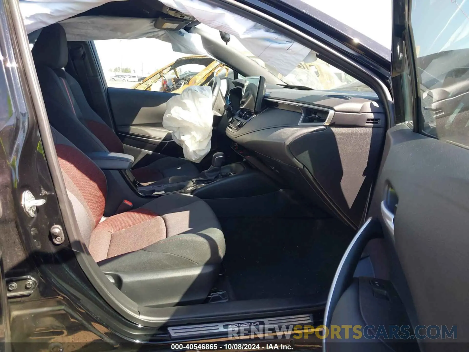 5 Photograph of a damaged car 5YFS4MCE3PP140054 TOYOTA COROLLA 2023