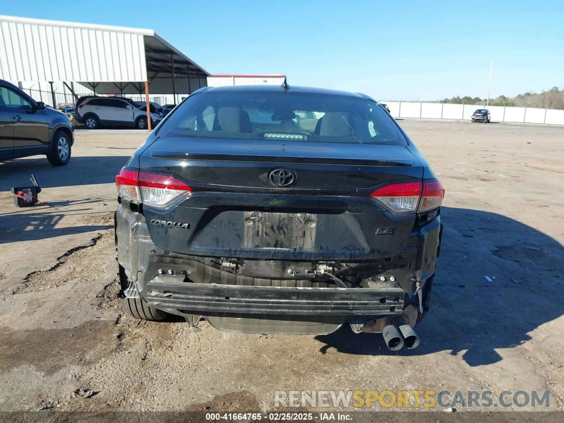 17 Photograph of a damaged car 5YFS4MCE3PP150518 TOYOTA COROLLA 2023
