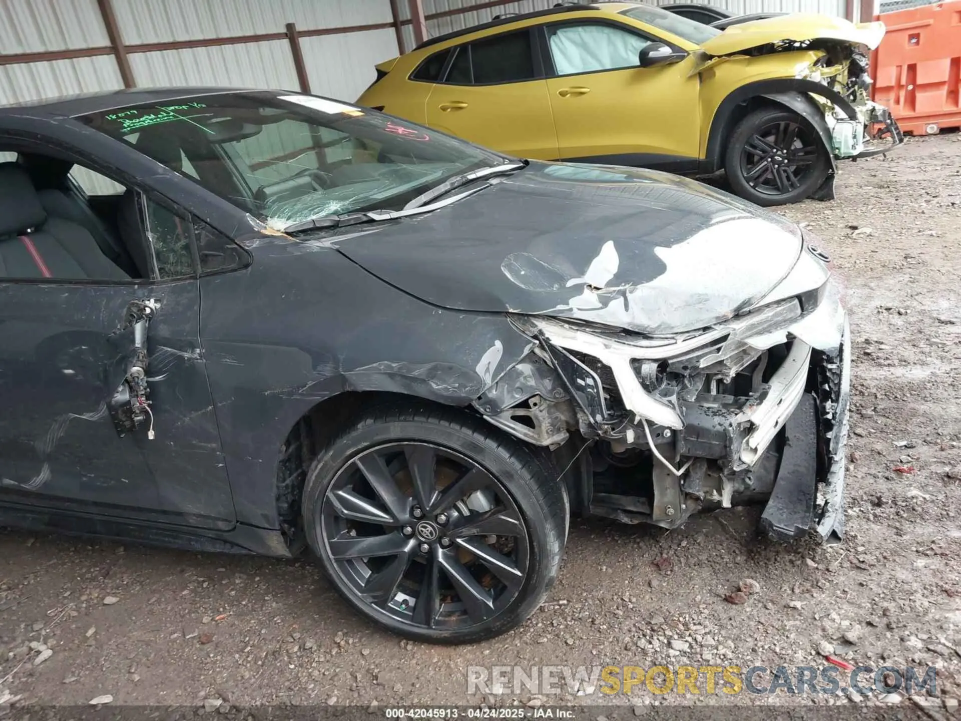 18 Photograph of a damaged car 5YFS4MCE4PP160698 TOYOTA COROLLA 2023