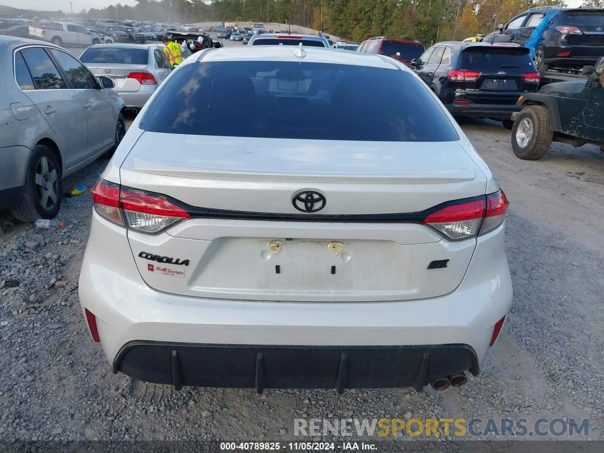 16 Photograph of a damaged car 5YFS4MCE5PP145076 TOYOTA COROLLA 2023