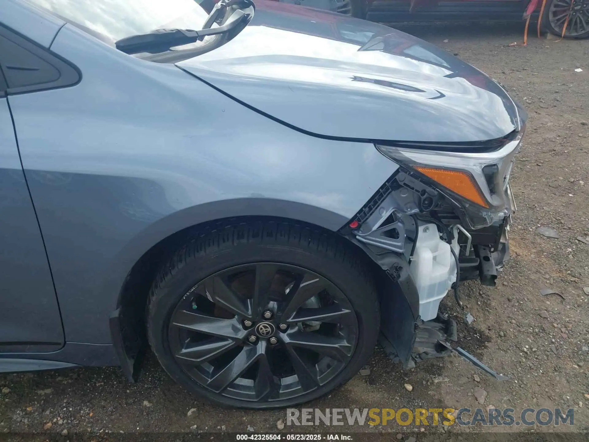 18 Photograph of a damaged car 5YFS4MCE5PP160290 TOYOTA COROLLA 2023