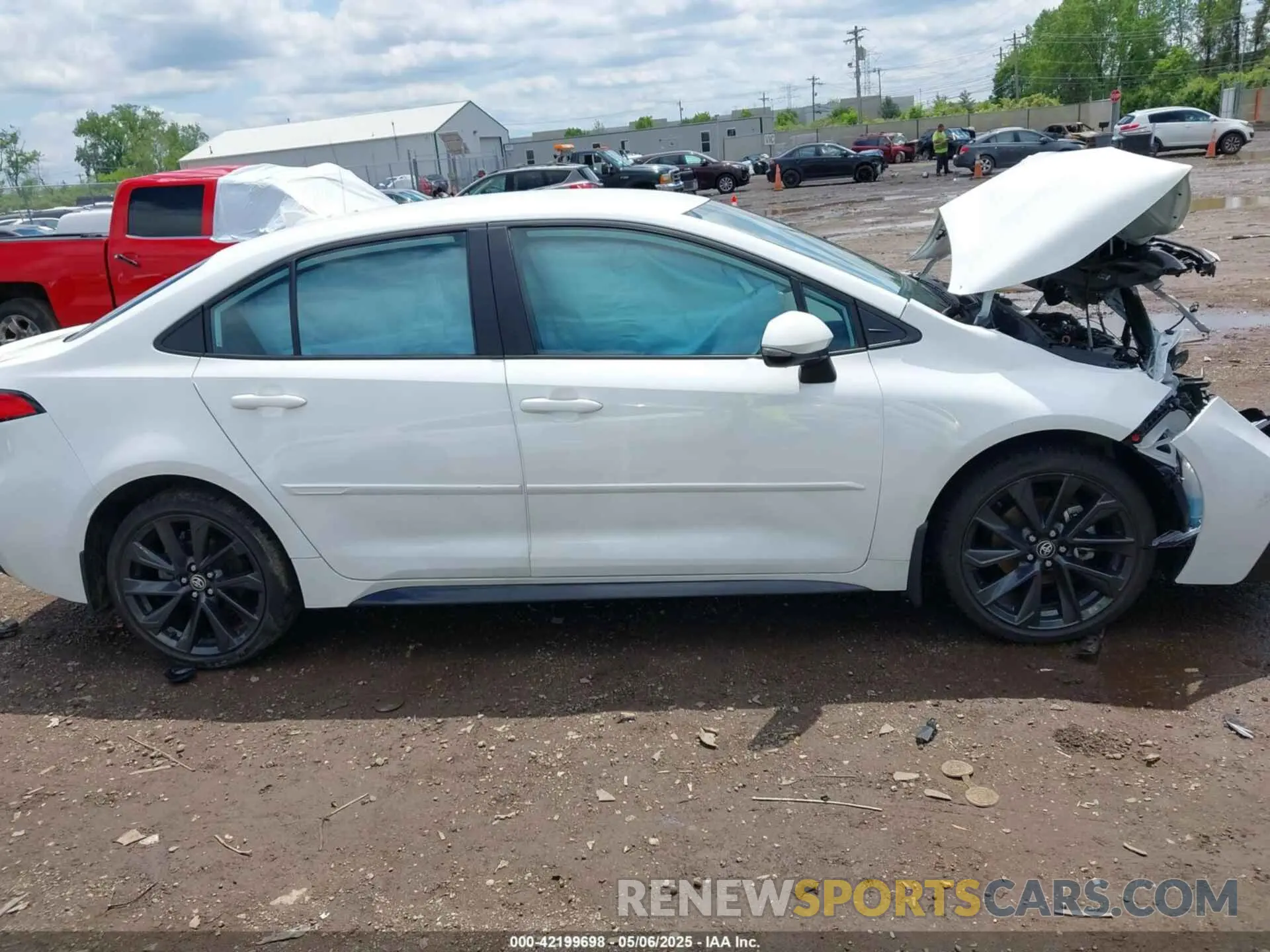 13 Photograph of a damaged car 5YFS4MCE6PP160380 TOYOTA COROLLA 2023