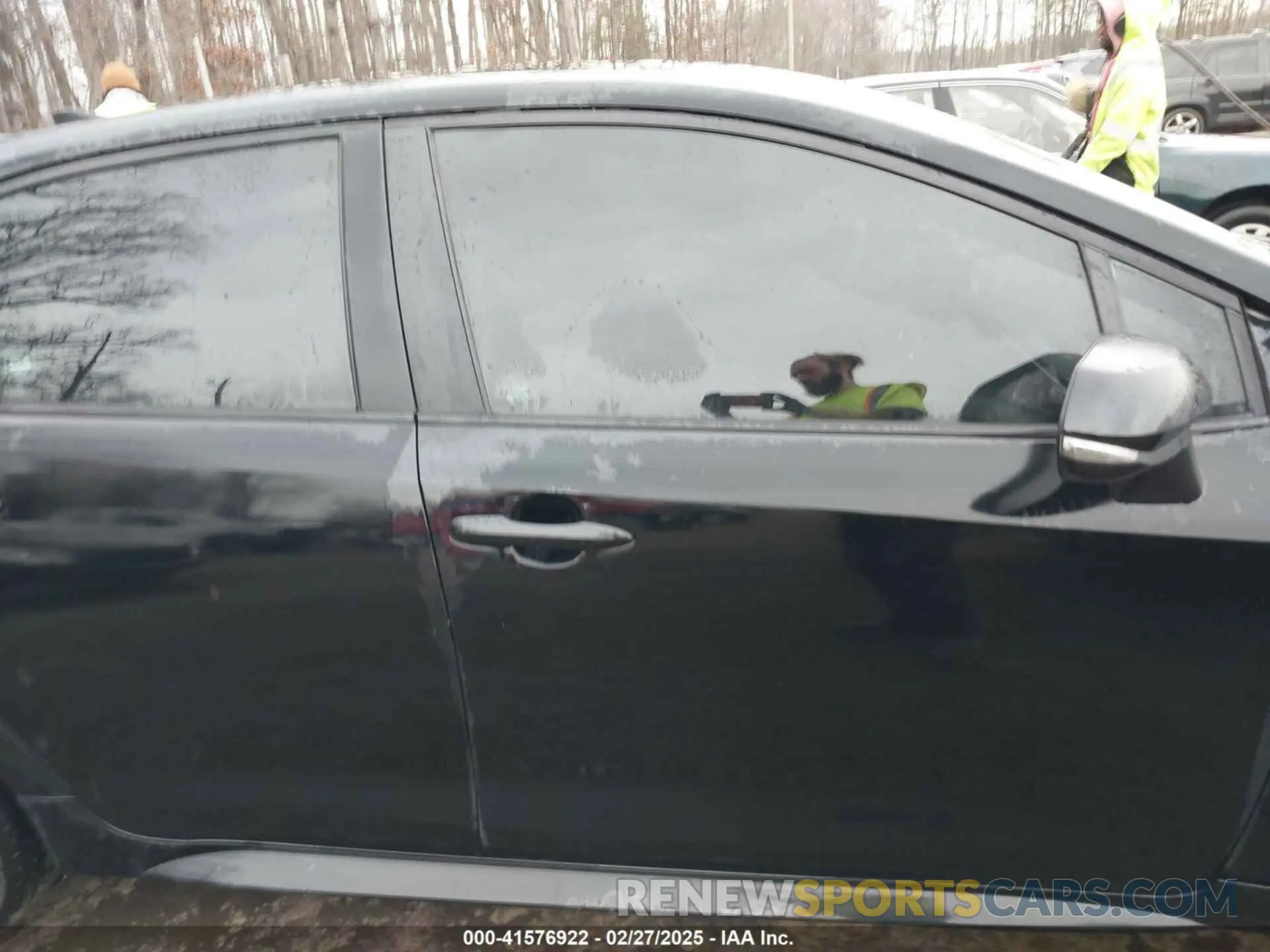 13 Photograph of a damaged car 5YFS4MCE6PP160556 TOYOTA COROLLA 2023