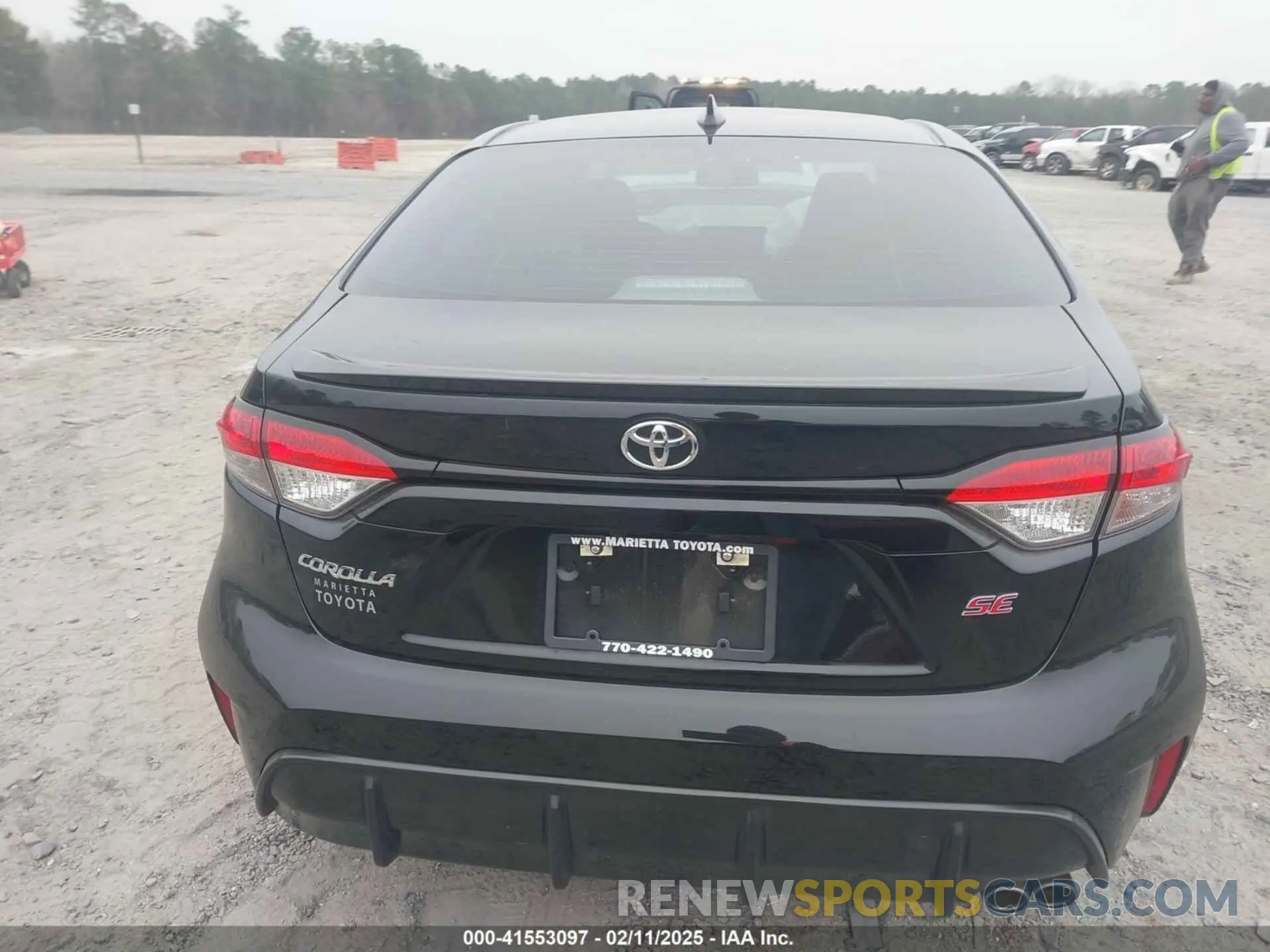 16 Photograph of a damaged car 5YFS4MCE7PP144835 TOYOTA COROLLA 2023